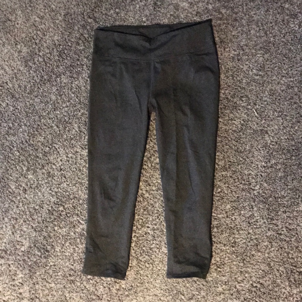 Fabletics capri, worn once